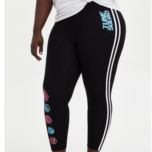 NWT Torrid Space Jam Stripe Crop Legging size 1x 14-16